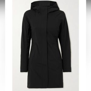 NWT Lululemon Rain Rebel hooded Glyde jacket